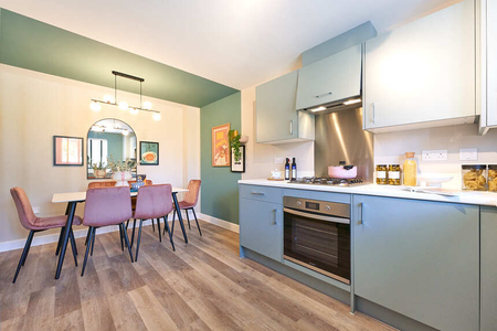 3 bedroom semi-detached house to rent - Photo 3