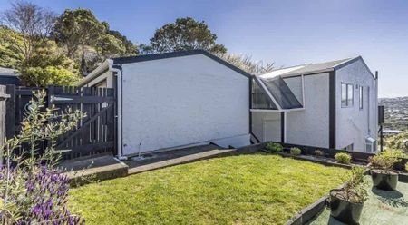 The Lookout on Downing Street - Photo 5