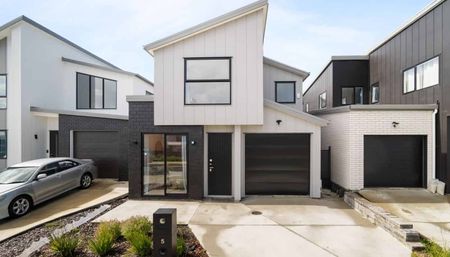 Home at East Coast Heights - Photo 3