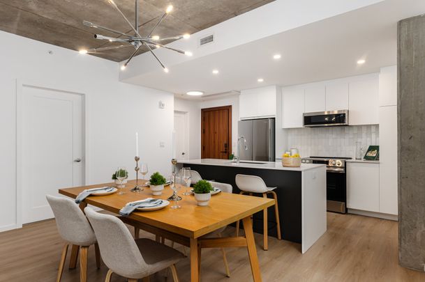 Condo for rent, Dollard-des-Ormeaux - Photo 1