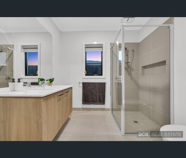 46 Dulcis Street, Manor Lakes, Vic 3024 - Photo 3