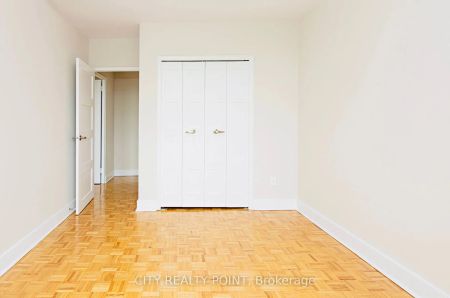 10 Shallmar Boulevard #204 - Photo 2