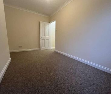 North Street, Wilton, Salisbury, SP2 - Photo 3