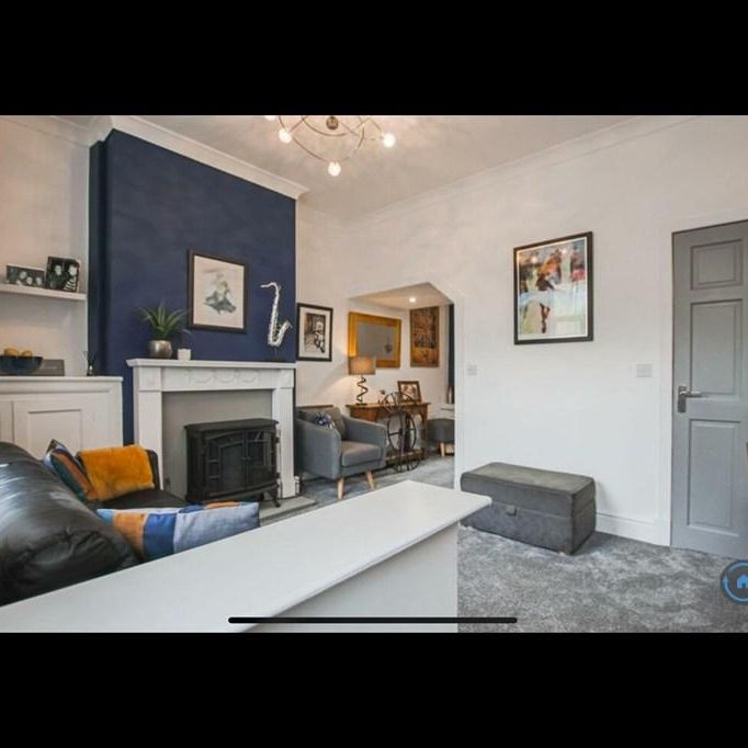 2 bedroom terraced house to rent - Photo 1