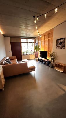 APPARTEMENT DE 2 PIÈCES À SCHLIEREN (ZH), MEUBLÉ, TEMPORAIRE - Photo 1