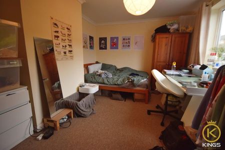 5 bedroom end of terrace house to rent - Photo 5