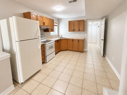 For Lease - 67 Macbride Crescent, Vaughan, Ontario - Photo 1