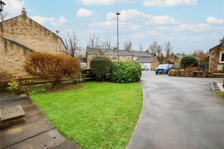 2 bedroom semi-detached bungalow to rent - Photo 3