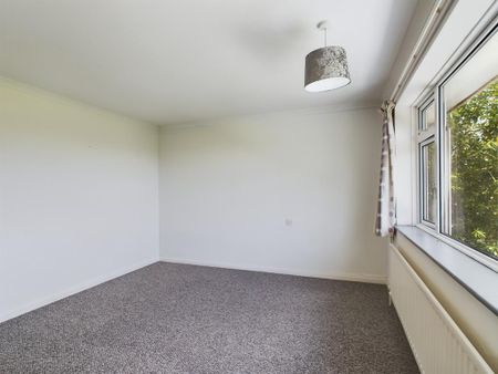 3 bedroom detached house to rent - Photo 4