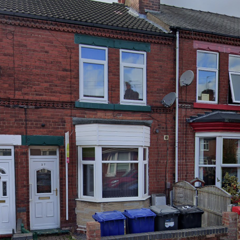 1 bedroom in a house share to rent - Photo 1