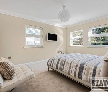 5 bedroom detached house to rent - Photo 5