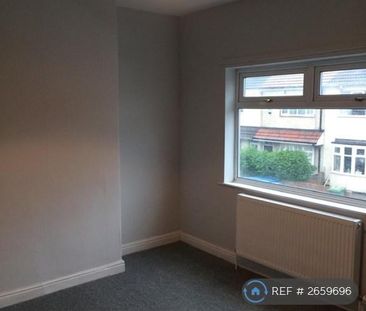 3 bedroom terraced house to rent - Photo 3