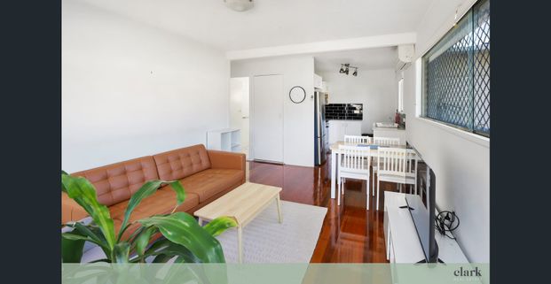 Furnished Two-Bedroom Unit in a Prime Lutwyche Spot - Photo 1