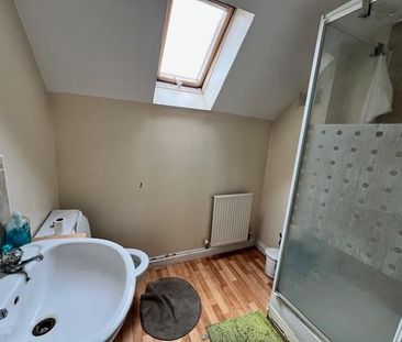 1 bedroom in a house share to rent - Photo 6
