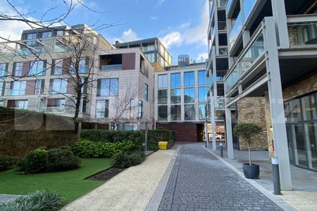 Stunning apartment, superbly located & with 24hr Concierge - Photo 5