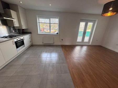 2 bedroom apartment to rent - Photo 3