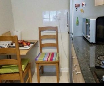 1 bedroom in a flat share to rent - Photo 1