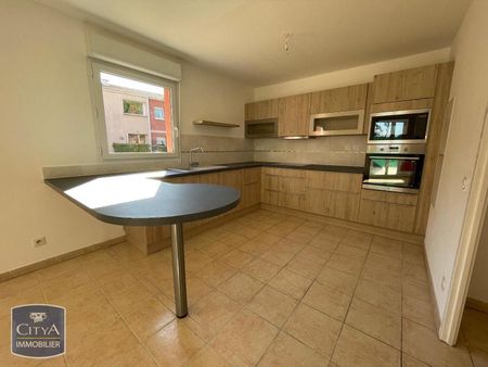 Location Appartement 4 pièces 92m² ST CHRISTOL LES ALES 30380 - Photo 2