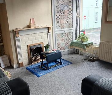 7 Victoria Road, Bangor, BT20 5EX - Photo 2