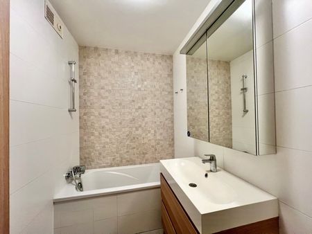 Appartement - à louer - Photo 3