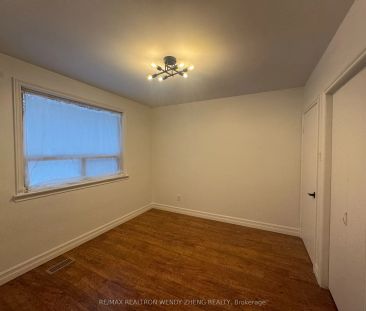 6 Lincoln Green Drive #Main - Photo 4