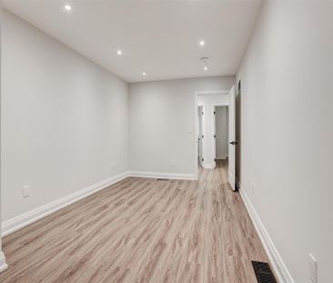 For Lease - 257 Westmount Avenue, Toronto, Ontario - Photo 3