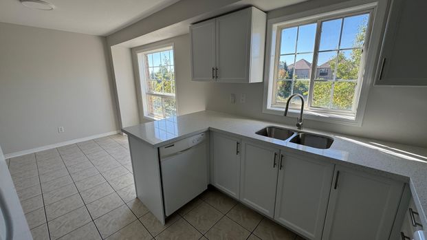 For Lease - 520 Novo Star Drive Unit# 24, Mississauga, Ontario - Photo 1