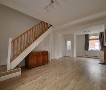 2 bedroom terraced house to rent - Photo 5