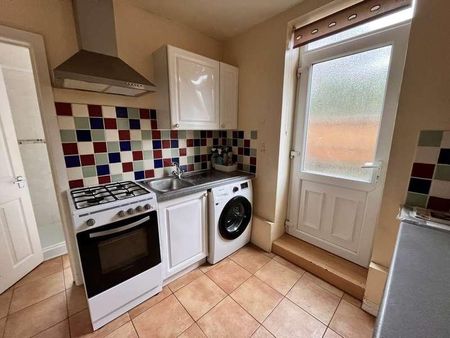 Rushton Crescent, Bournemouth, BH3 - Photo 5