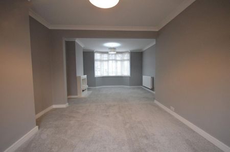 3 bedroom semi-detached house to rent - Photo 4