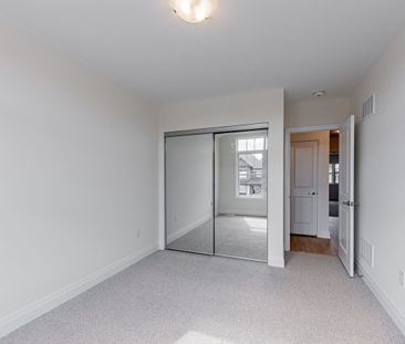 For Lease - 18 Daffodil Road, Springwater, Ontario - Photo 6