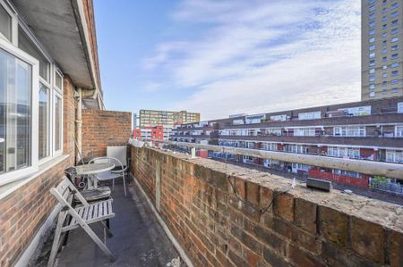 4 bedroom flat to rent - Photo 3