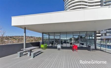 101/41 Chandler Street, Belconnen ACT 2617 - House For Rent | Domain - Photo 2