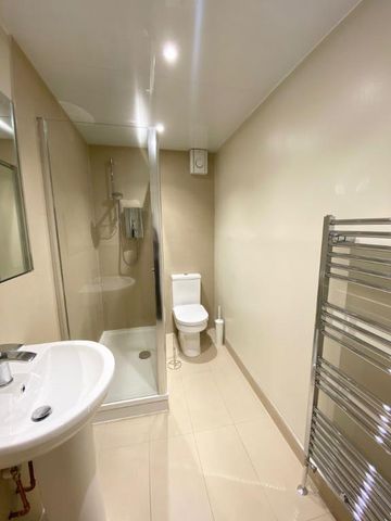 2 bedroom flat to rent - Photo 5