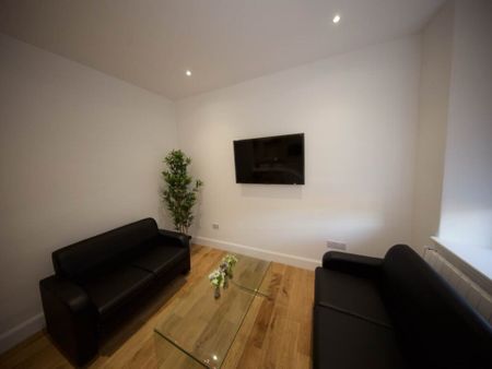 Pitfour Street 15, DD2 2NU, Dundee - Photo 2