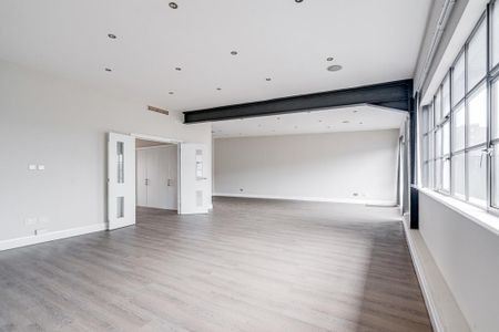 3 bedroom penthouse to rent - Photo 4