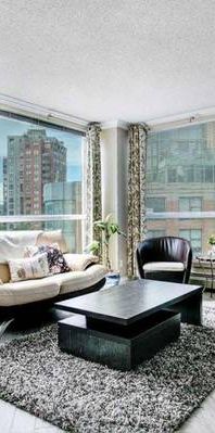 Rarely Large Yaletown 3b / 2br 1300sqft - Photo 1