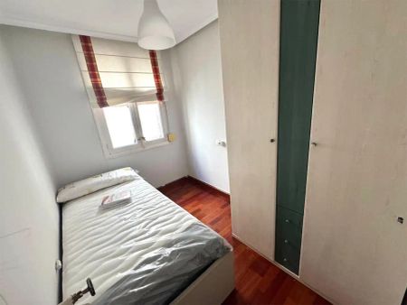 Piso de alquiler en Calle Carmen, 5, Centro Ciudad - Photo 2