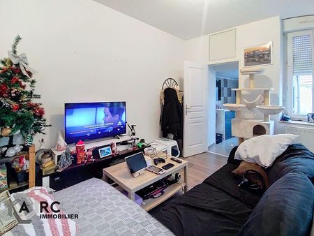 Appartement - 3 pièces - 55,30 m² - Vitry-aux-Loges - Photo 4