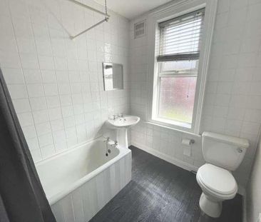 Nowell Grove, Leeds, LS9 - Photo 4