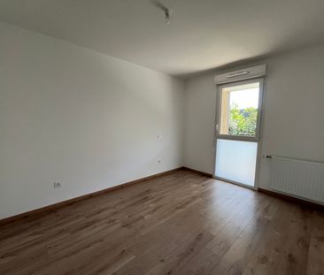 Location Appartement 2 pièces 40m² MONDONVILLE 31700 - Photo 2