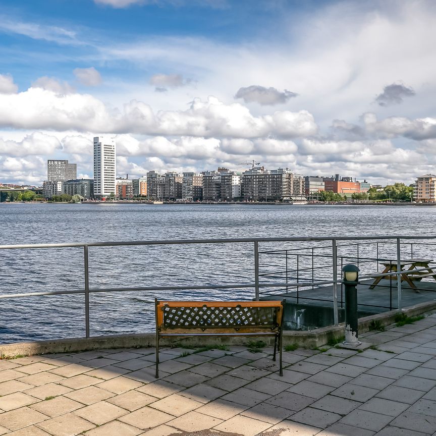 Svartviksslingan, Bromma - Photo 1