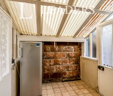 3 bedroom house to rent Deeside Avenue, PO19 - Photo 2