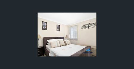 GORGEOUS TOWNHOME FILLED WITH LIGHT AND AIR! - Photo 4