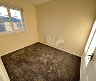 2 bedroom semi-detached house to rent - Photo 4