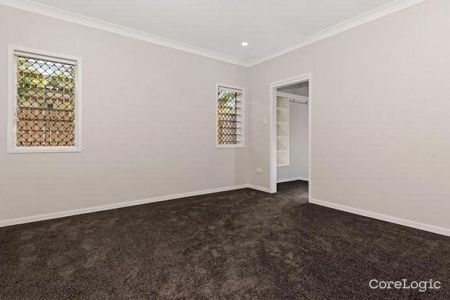 6B Bayswater Terrace, 4812, Hyde Park Qld - Photo 3