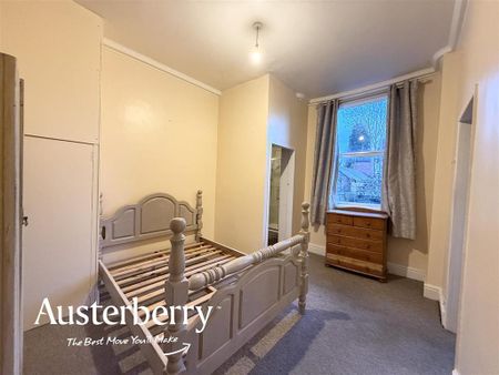 1 bedroom ground floor flat to rent - Photo 4