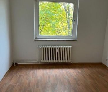 ~FRISCH RENOVIERT~Helle 3-Zimmerwohnung mit Balkon** - Photo 1