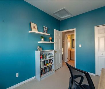 For Lease - 136 Donnenwerth Drive, Kitchener, Ontario - Photo 6