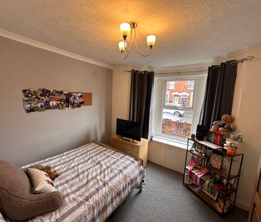 4 bedroom house, 1 en-suite - Photo 3